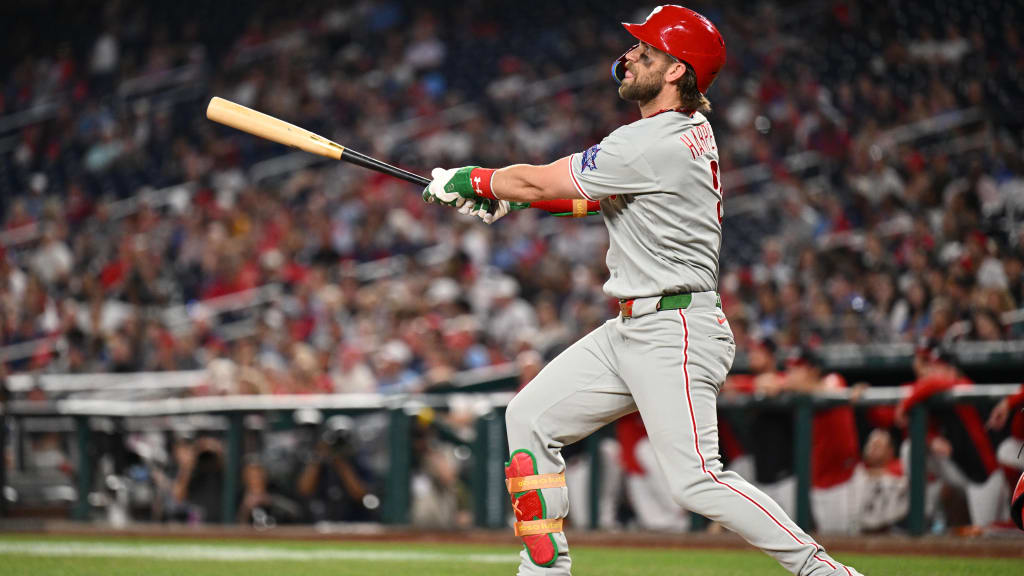Phils achieve MLB first with latest tiebreaking HR in 9th