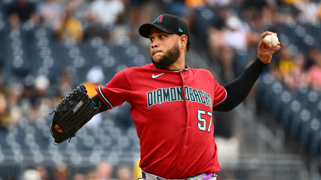 D-backs pick up pivotal win behind Rodriguez's latest gem