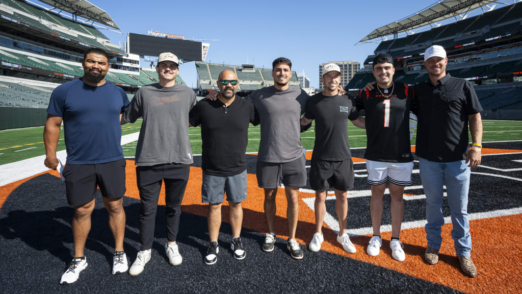 Reds players visit Bengals training camp at Paycor Stadium