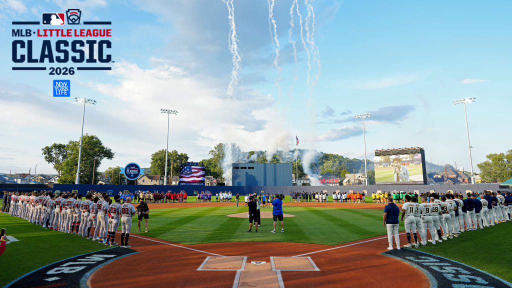 LIVE: Braves, Brewers get to be kids again in Little League Classic