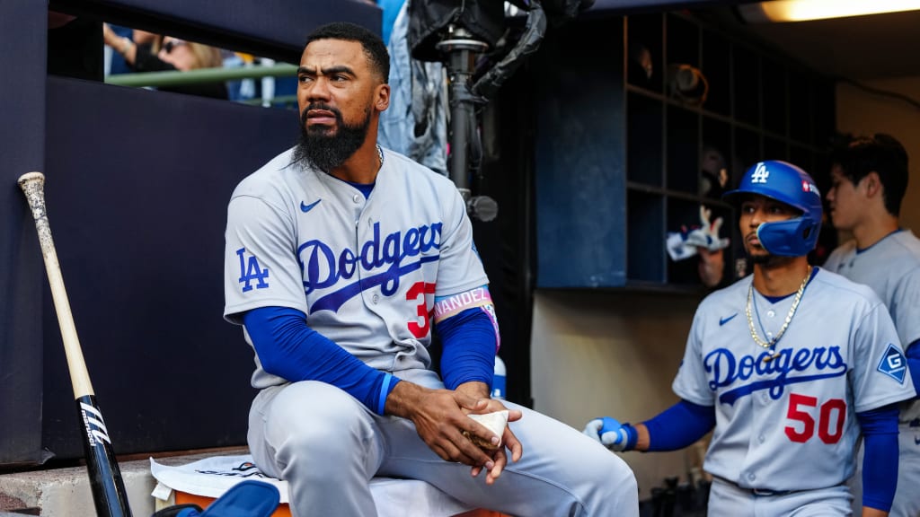In 0-2 hole in NLCS, Dodgers' bats seeking answers fast