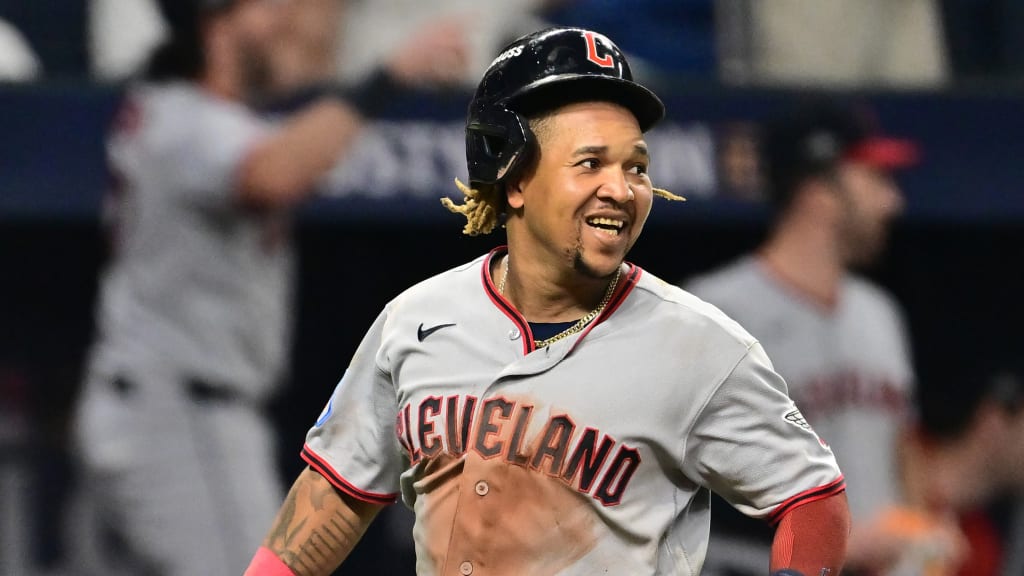 Guardians take 1-0 ALCS lead with 4th straight win