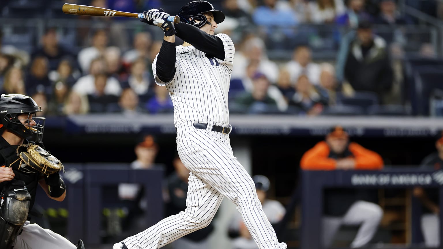 Anthony Rizzo follows through on a swing