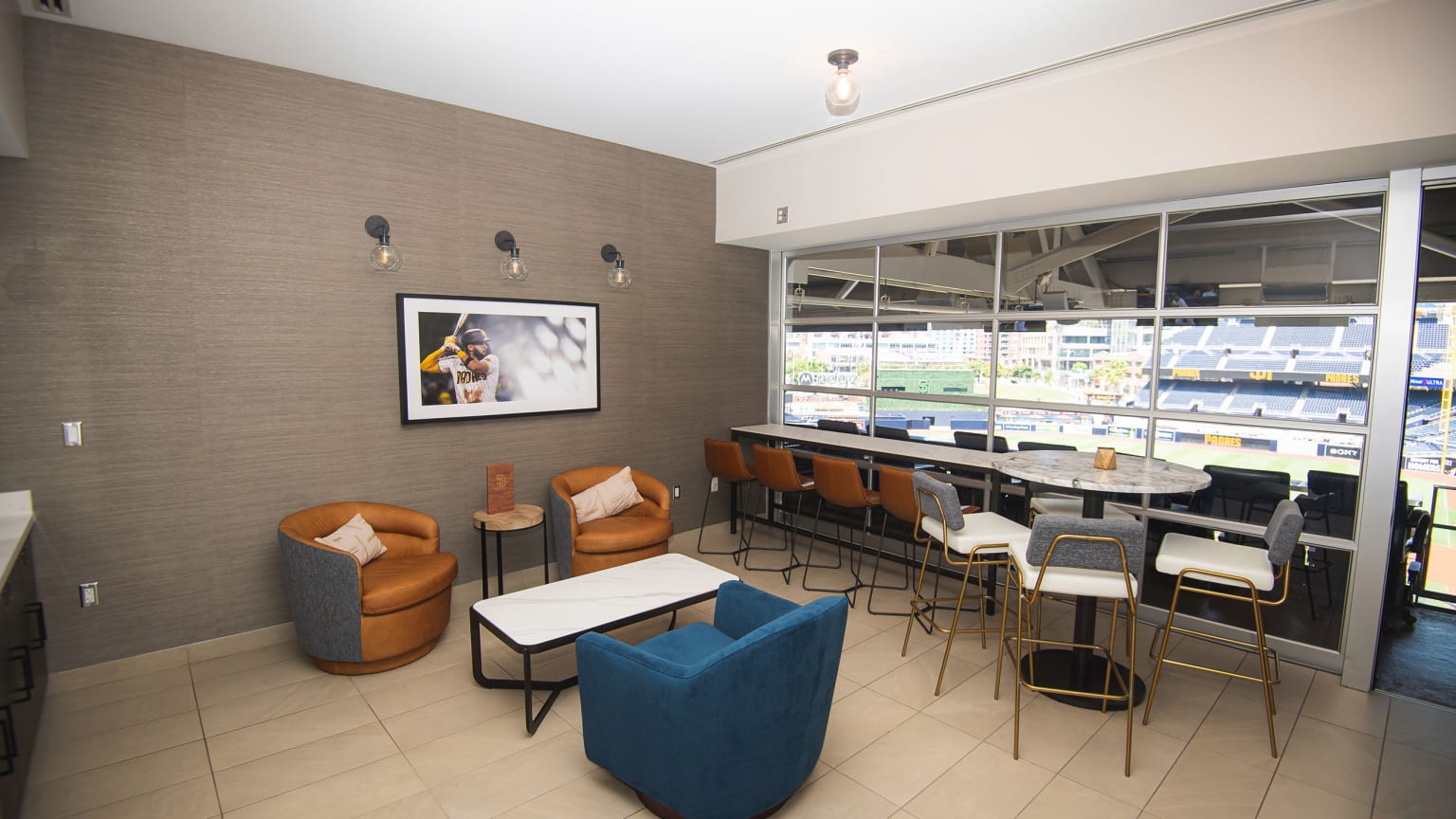 Ultimate Dodger Stadium Suites: Luxury Experience Guide