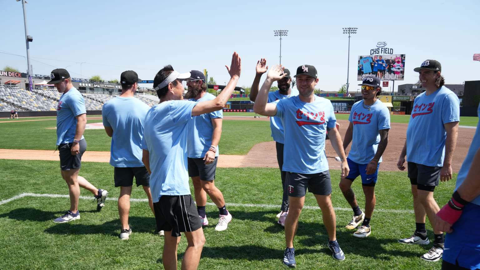 Seigo Masubuchi Runs Marathon During St Paul Saints Game