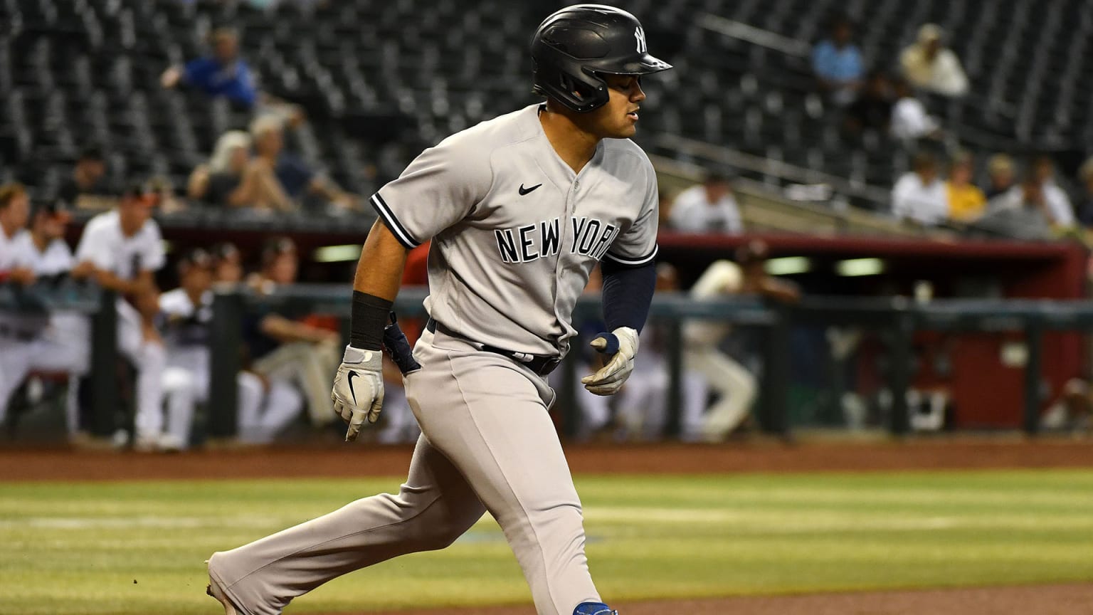 Yankees prospect Jasson Dominguez jogs to first base