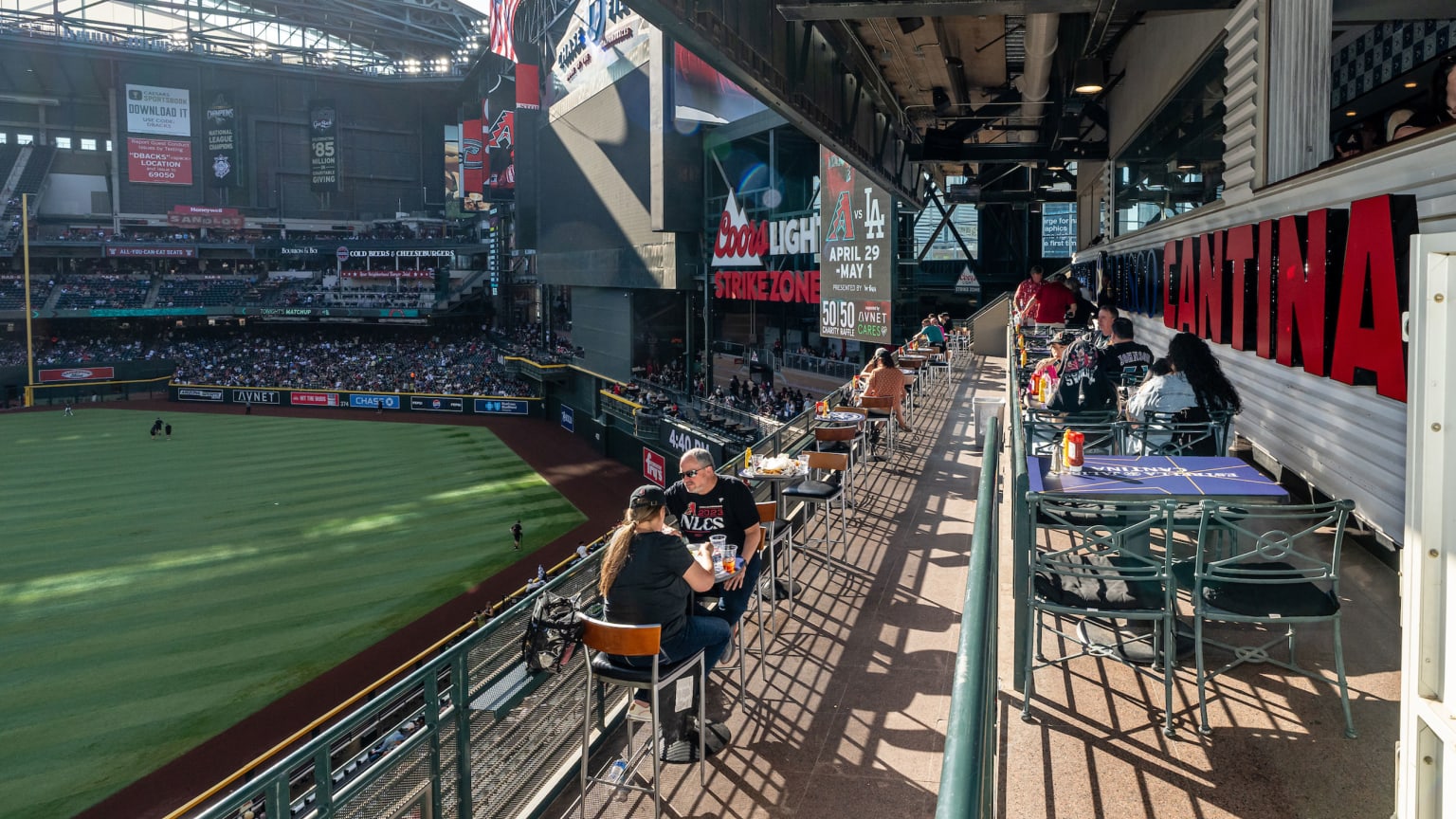 Restaurants & Clubs Arizona Diamondbacks