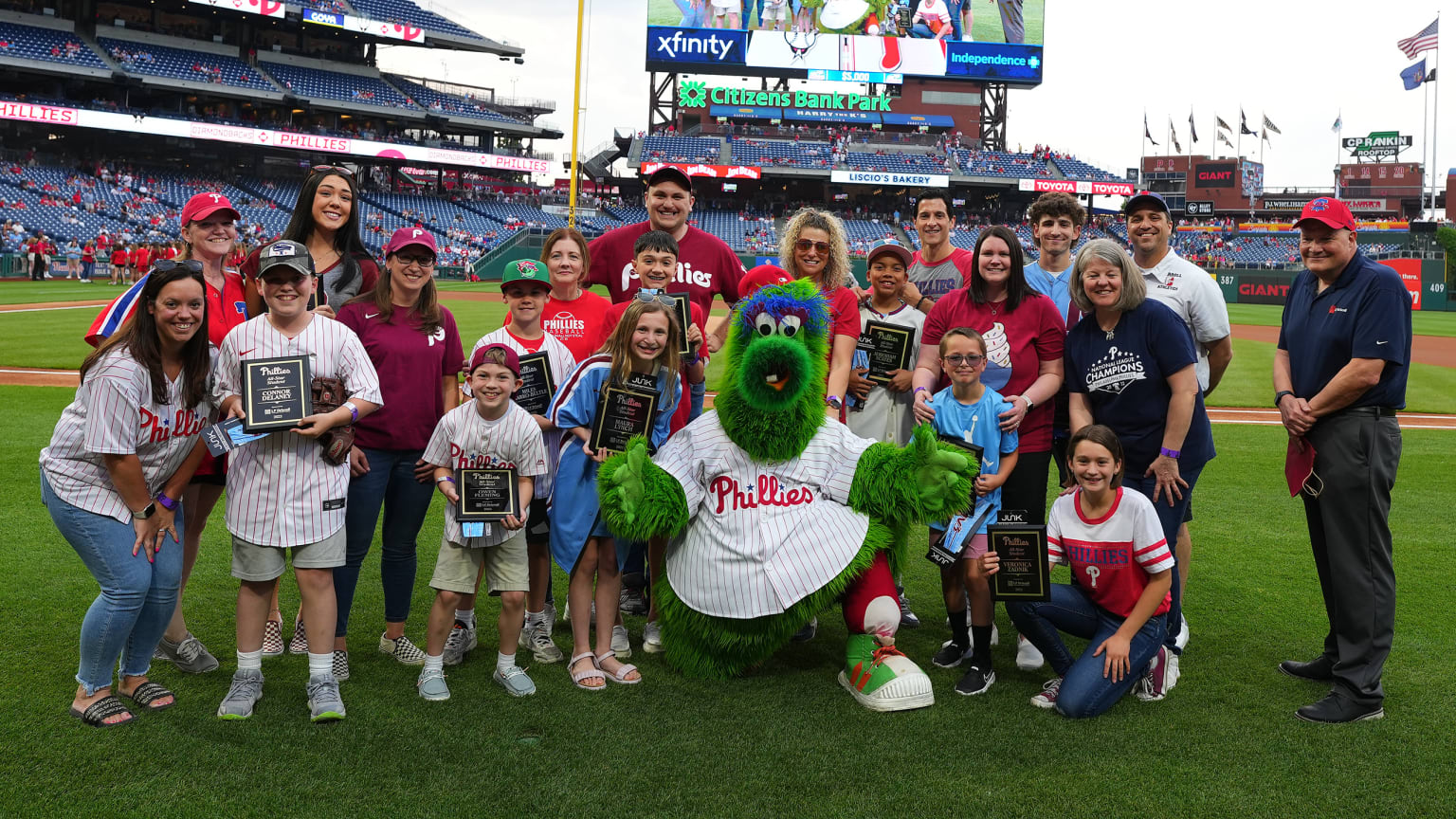 Philadelphia Phillies on X: As part of our Jackie Robinson Salute