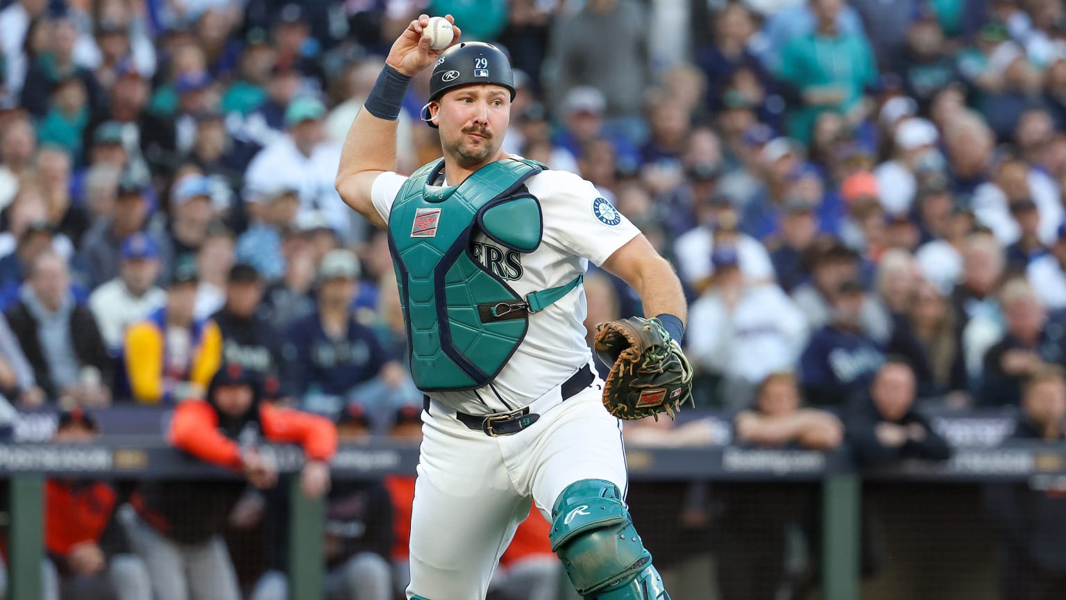 Mariners catcher Cal Raleigh