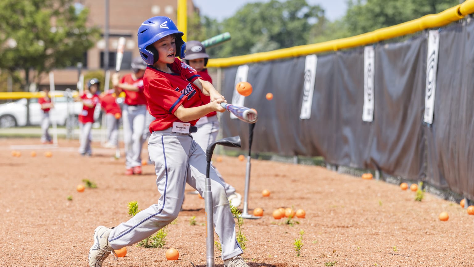 X \ CLE Inspires على X: Guardians Youth Summer Camps are back! Give your  young athlete the experience of a lifetime this summer by enrolling them in  one of our incredible Cleveland