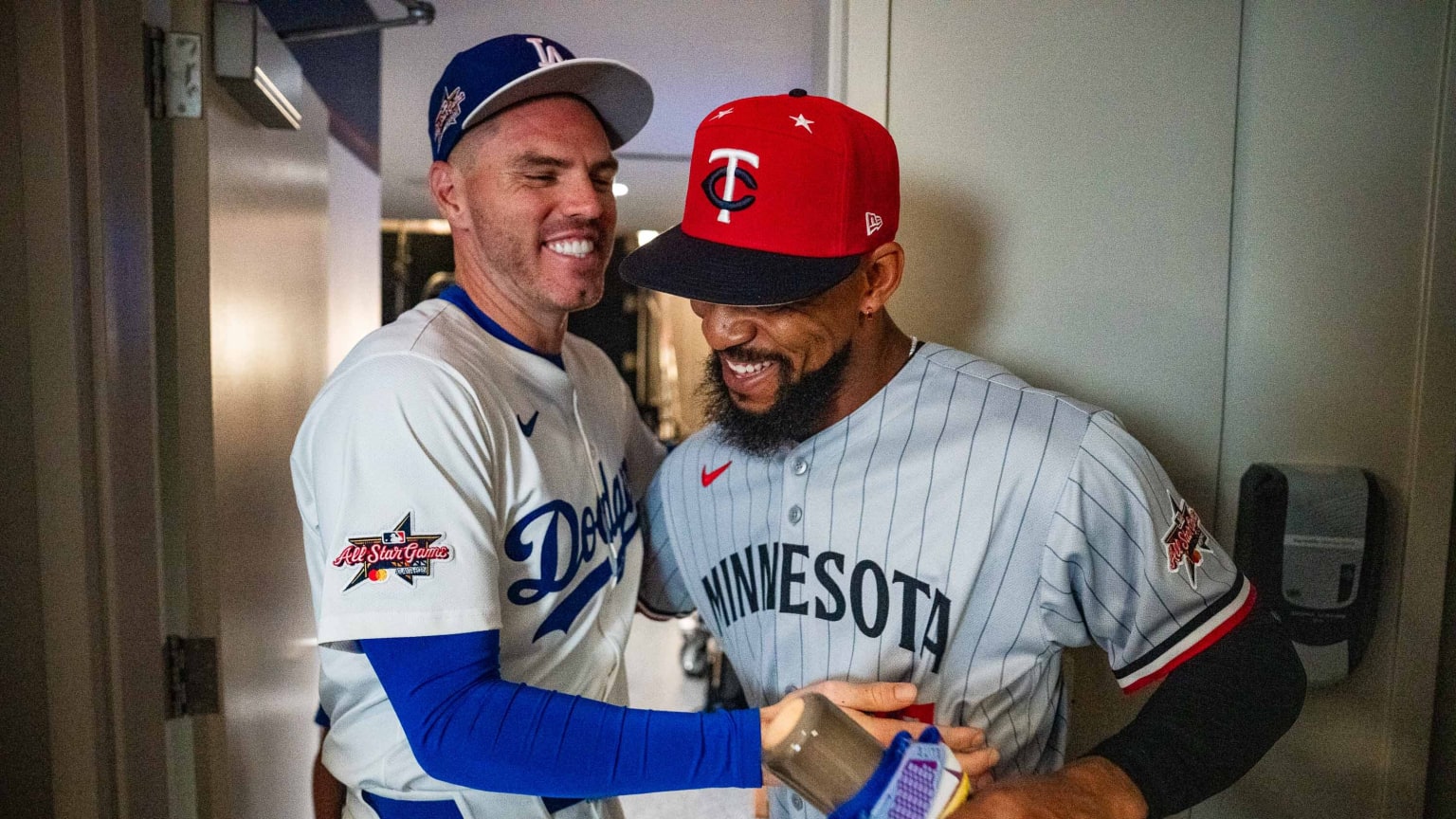 Freddie Freeman and Byron Buxton share a laugh