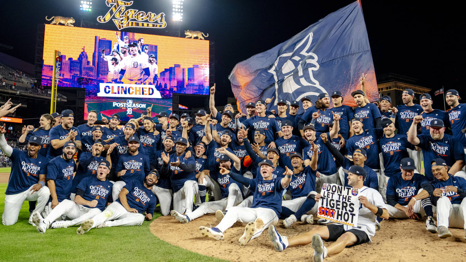 The Tigers pose for a team photo after clinching a playoff spot