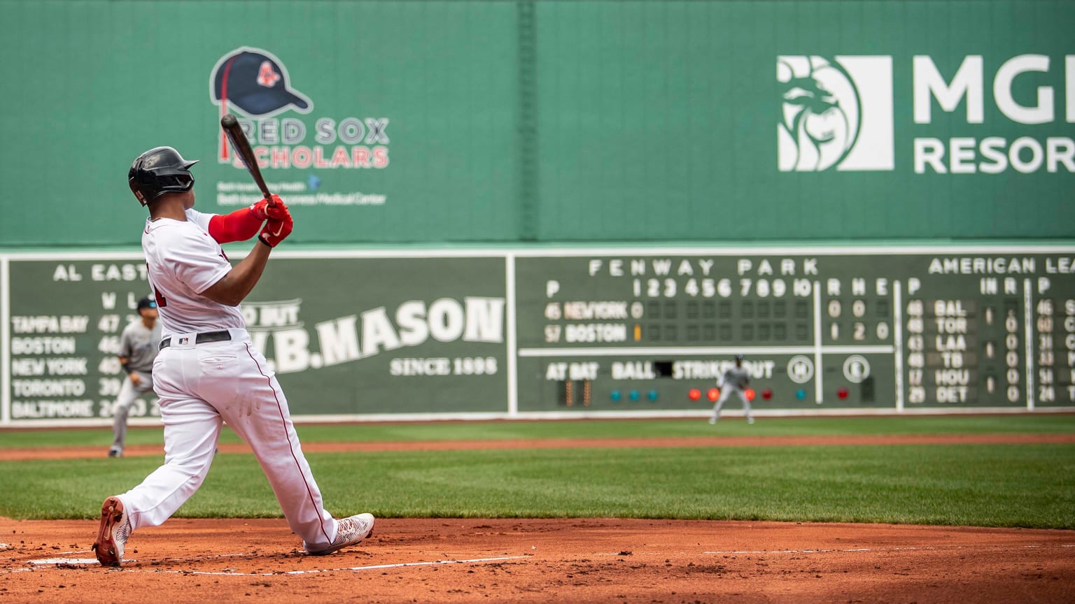 Red Sox unveil outdoor premier seating club at Fenway - The Boston