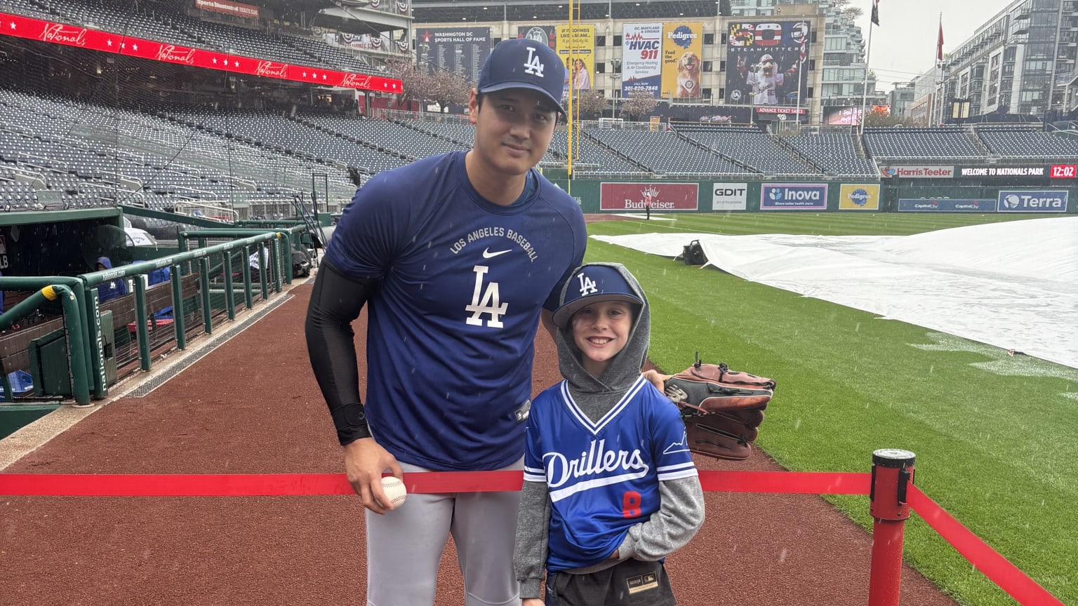Shohei Ohtani with a young fan