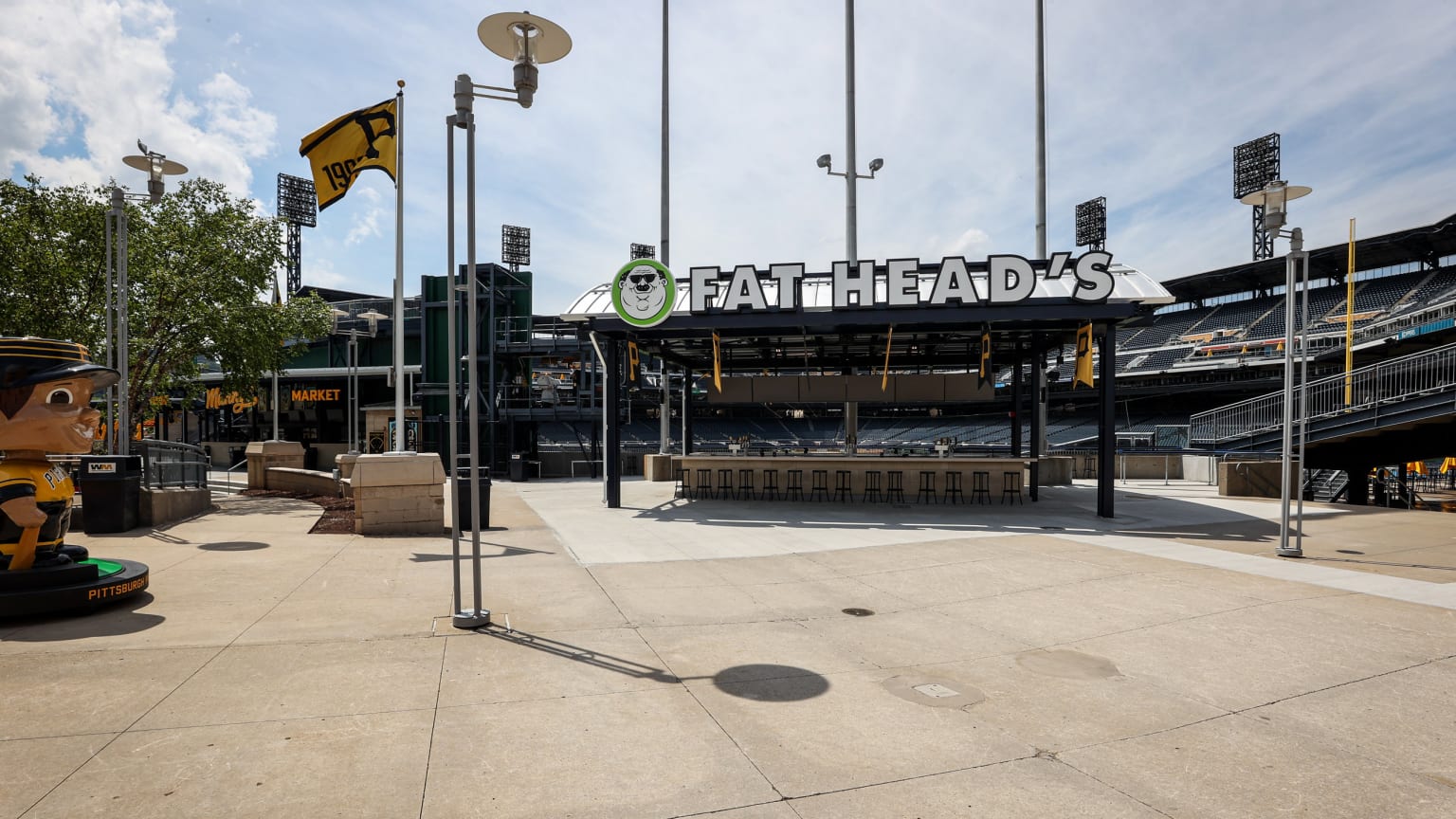 Pittsburgh Pirates on X: Getting ready for #OpeningDayPNC?! The newly  redesigned @Fanatics Clubhouse Store at PNC Park is open today starting at  11am!  / X