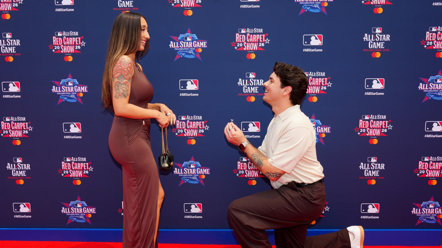 NL ballgirl Genevieve Ortega-Alves gets engaged on All-Star red carpet