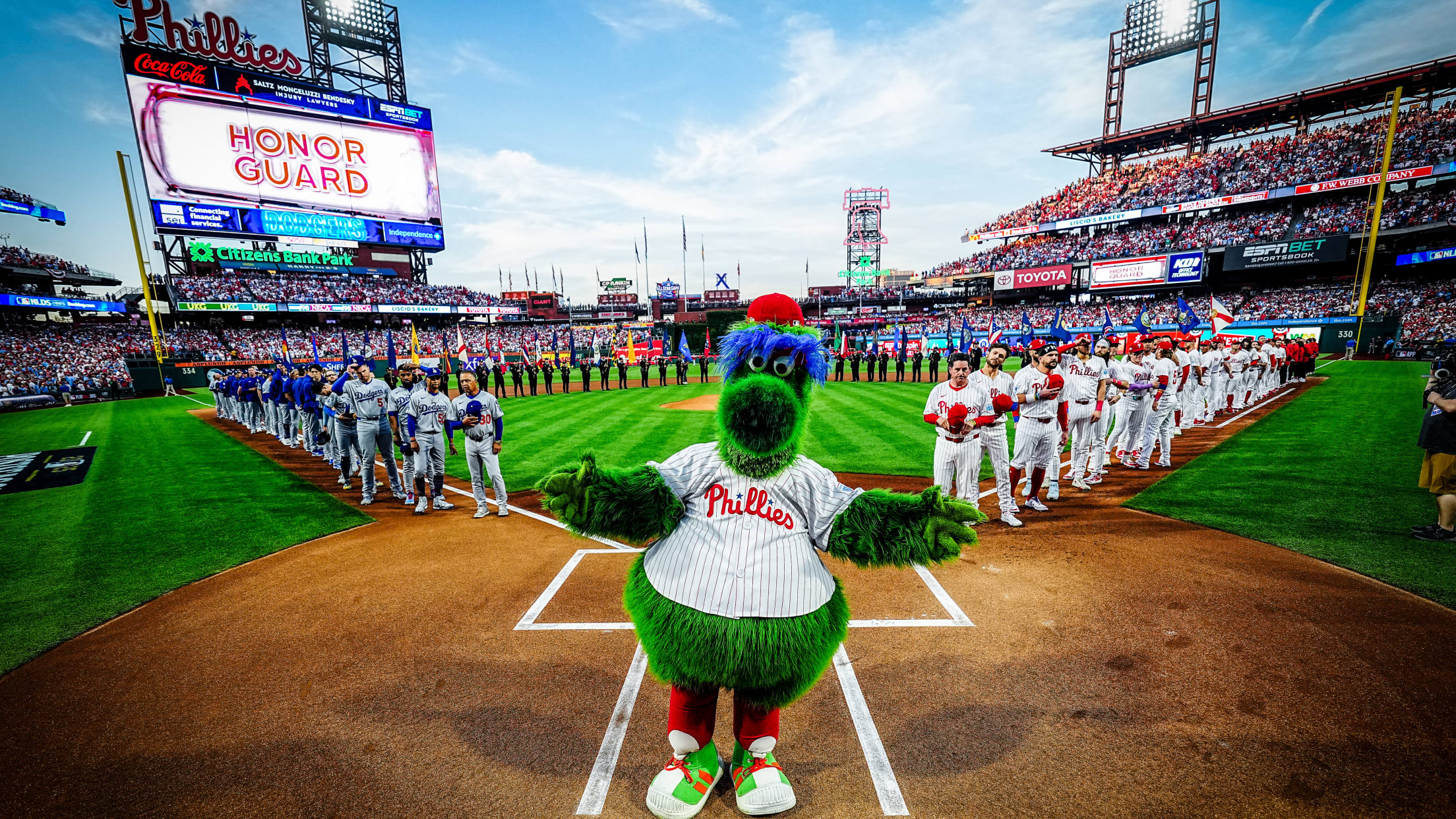 Phanatic_EA64ABBD-A642-433E-9BB2-F43876A93962