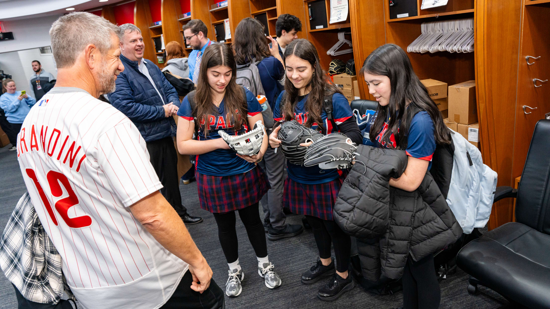 20260225_PIFBS-waterfalls-10