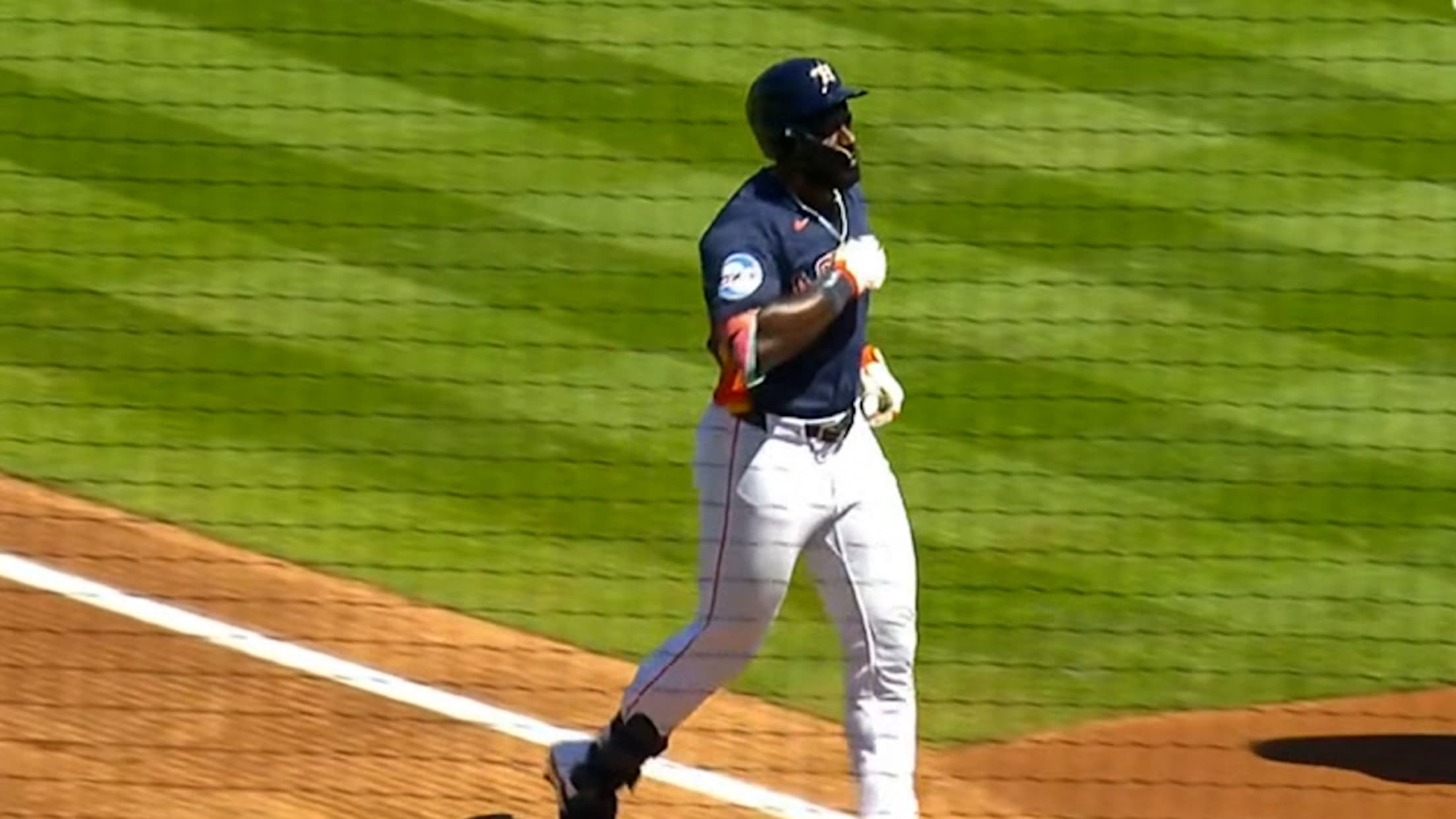 Taylor Trammell's solo homer