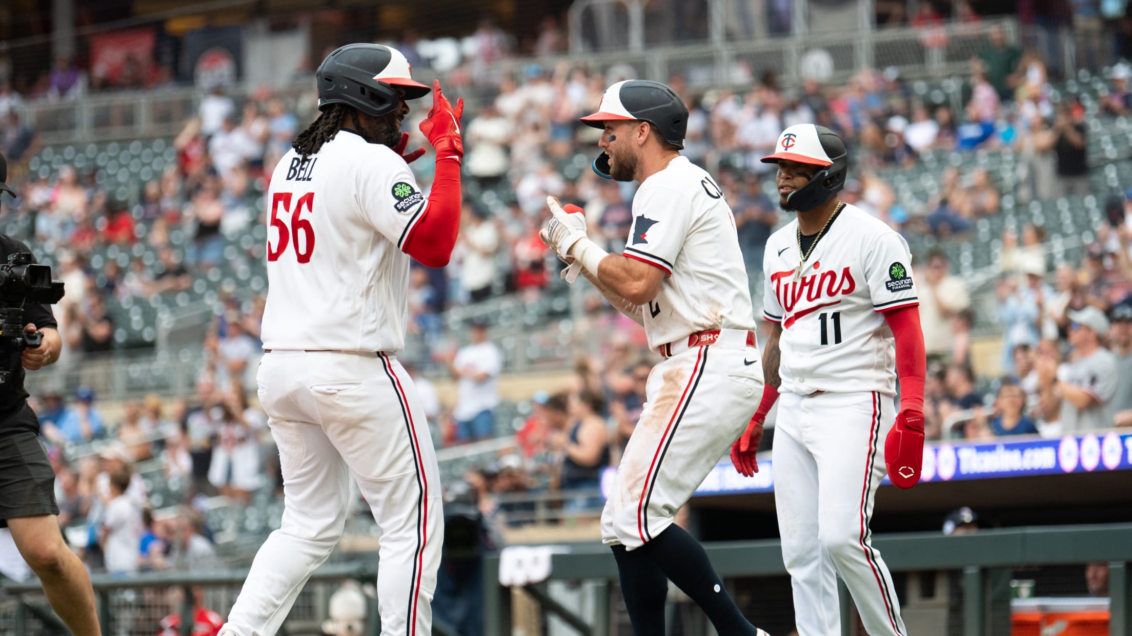 Josh Bell's three-run homer (6)