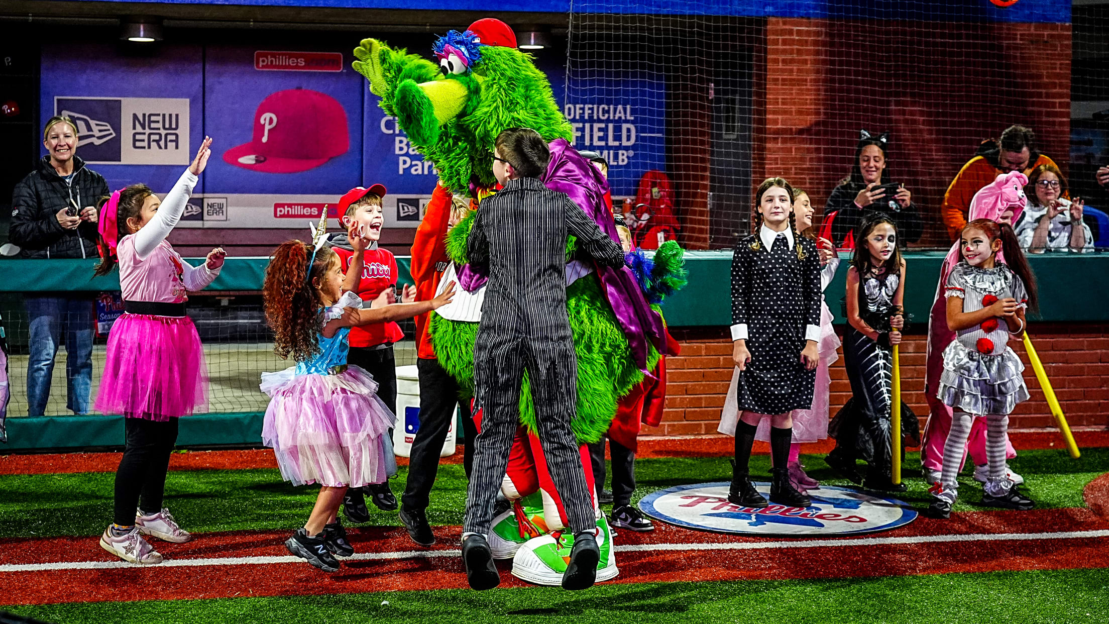 BallgirlsHalloweenParty163622