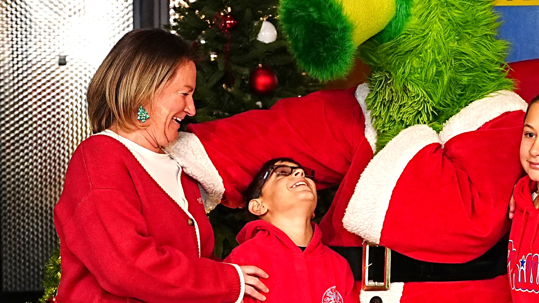 TreeLightingHolidaySale05910