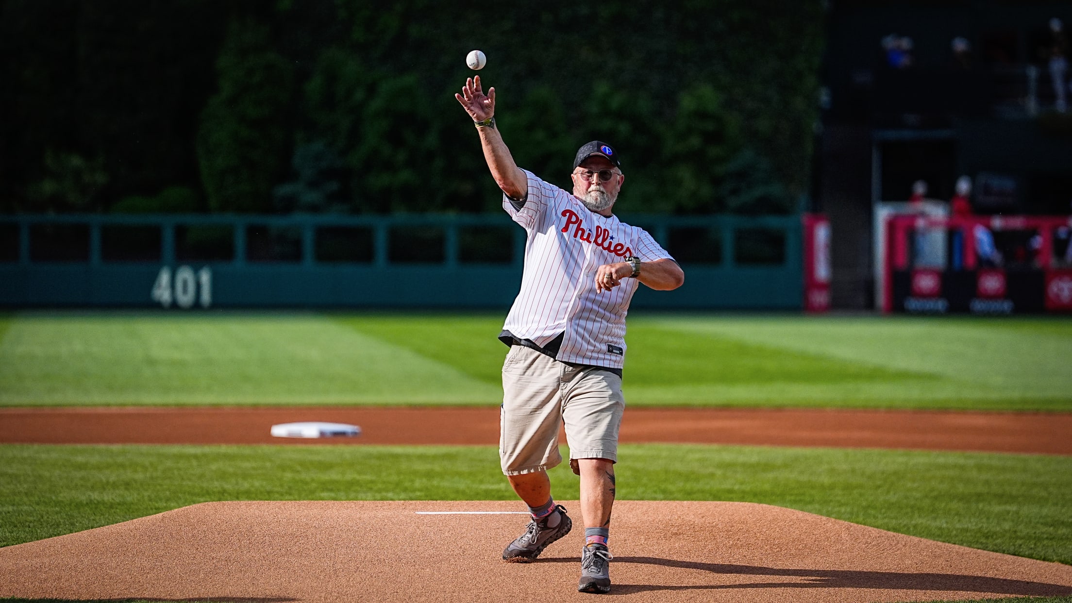 SalutetoService07383