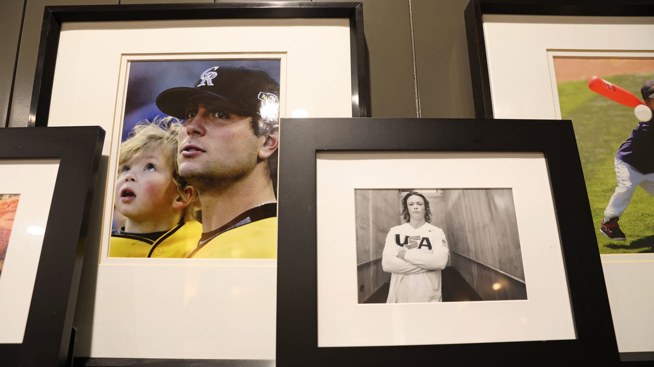 BAL-BI-021025-Holliday-Feature-093