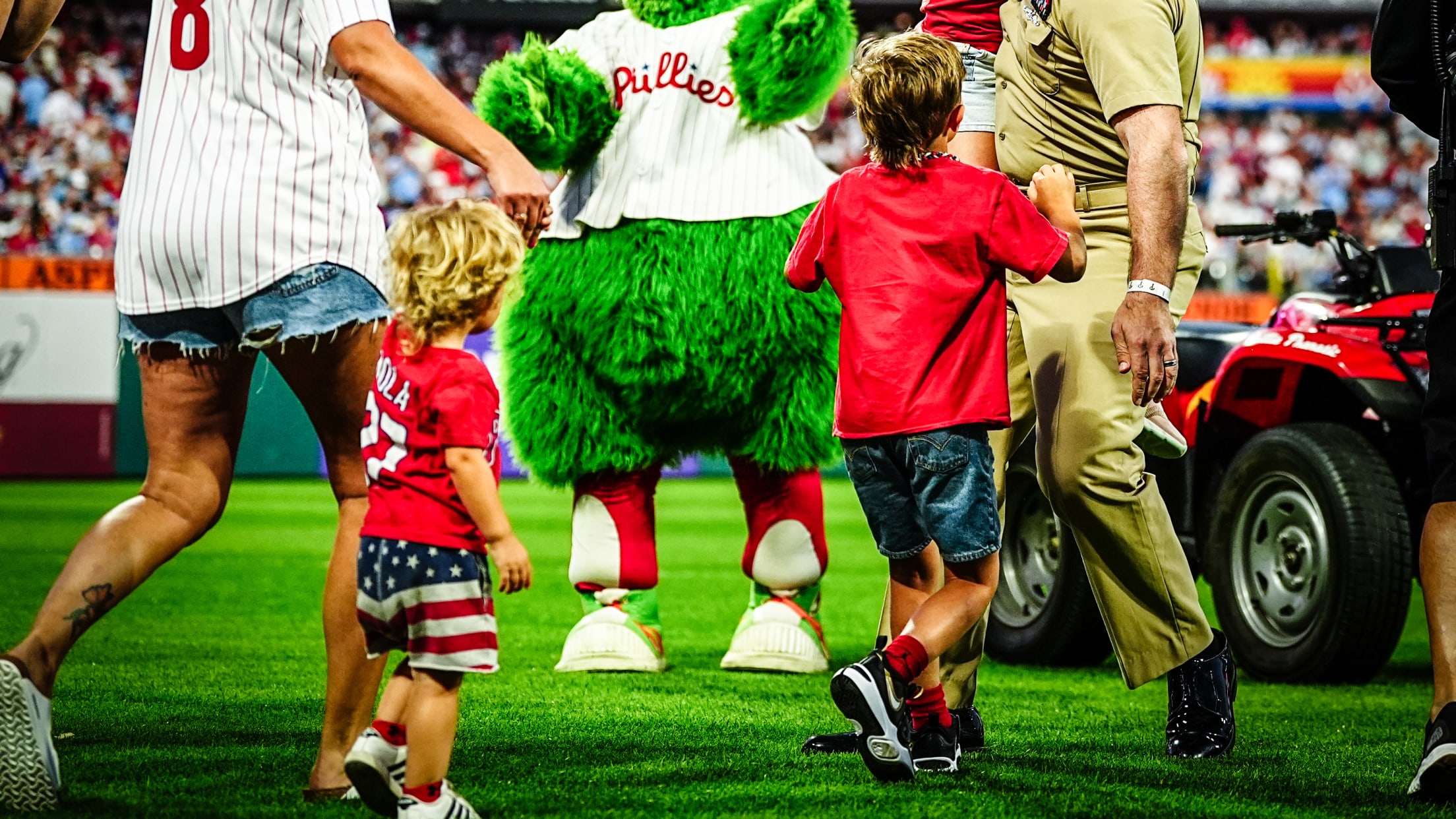 E5AE1800-6E92-45C1-A579-F0924B3EDC1D