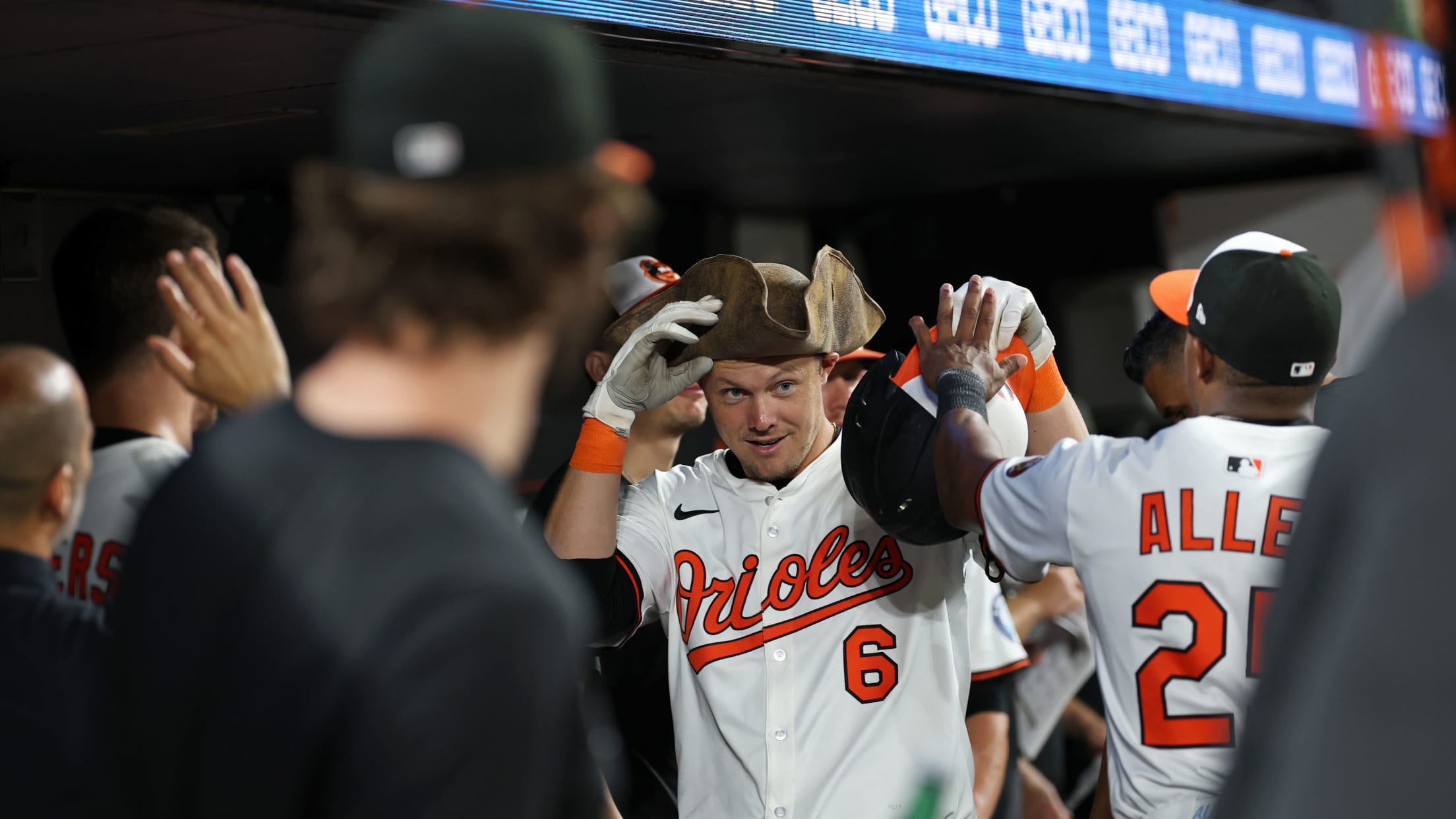 bal_Birdland_Insider_Todd_Photos_0040