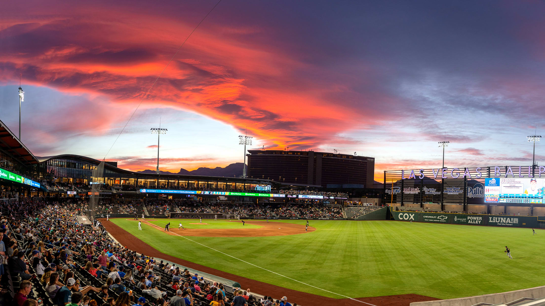 LasVegasBallpark_sunsetphoto_ElsyeJones