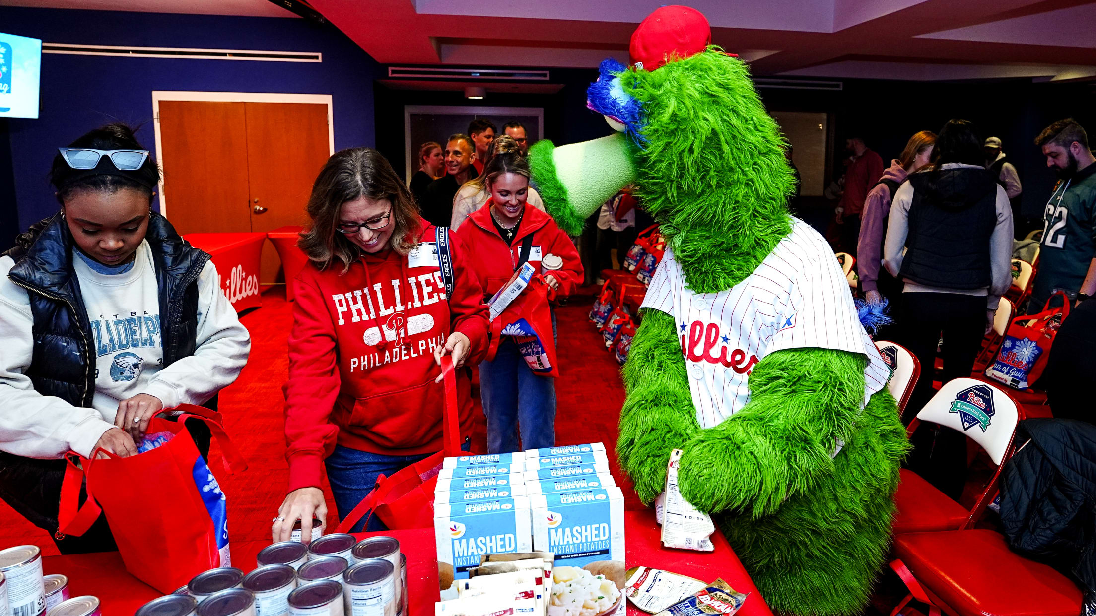 SEIThanksgivingDinner01675