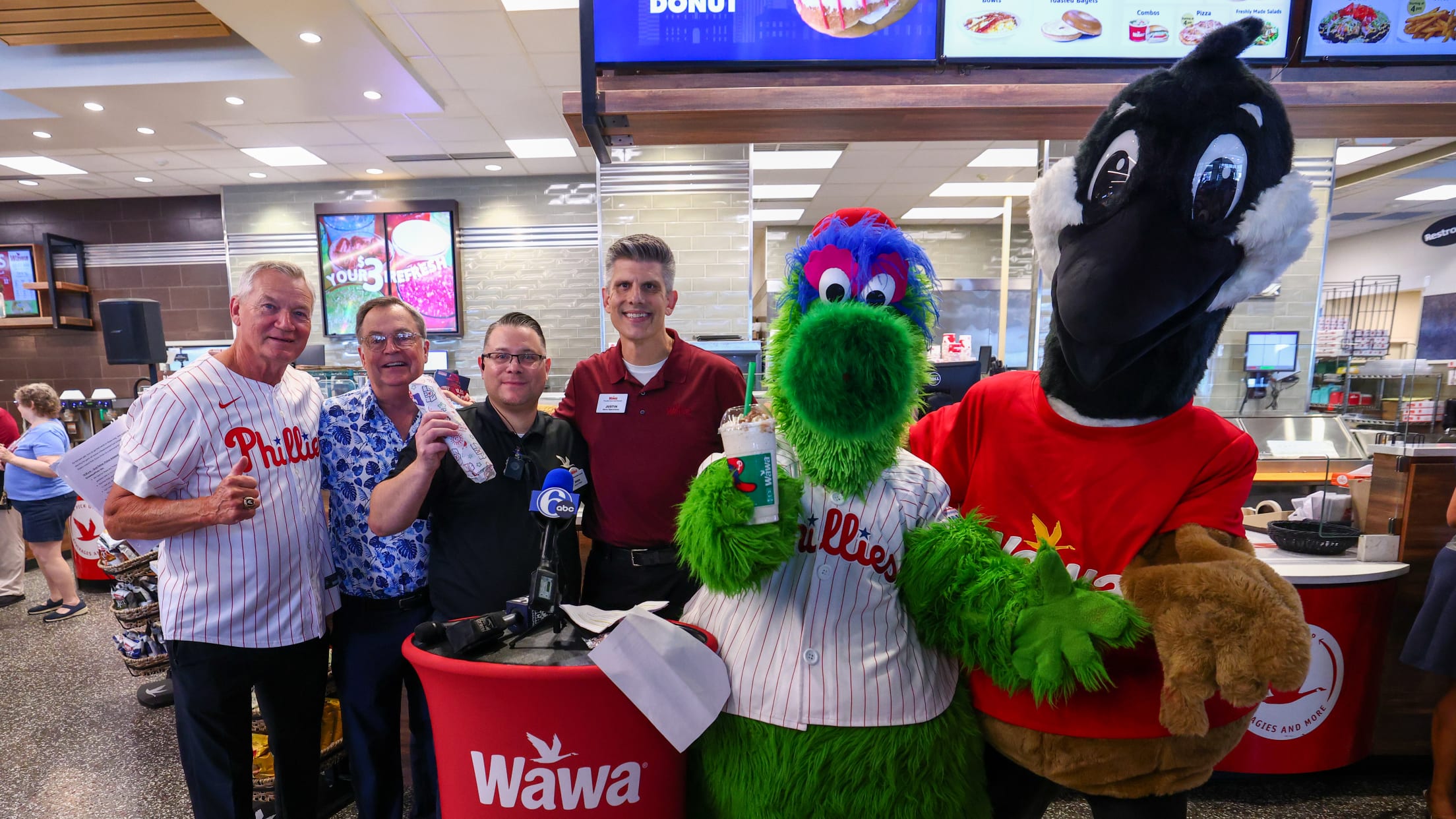 20260817_Wawa x Phillies-6