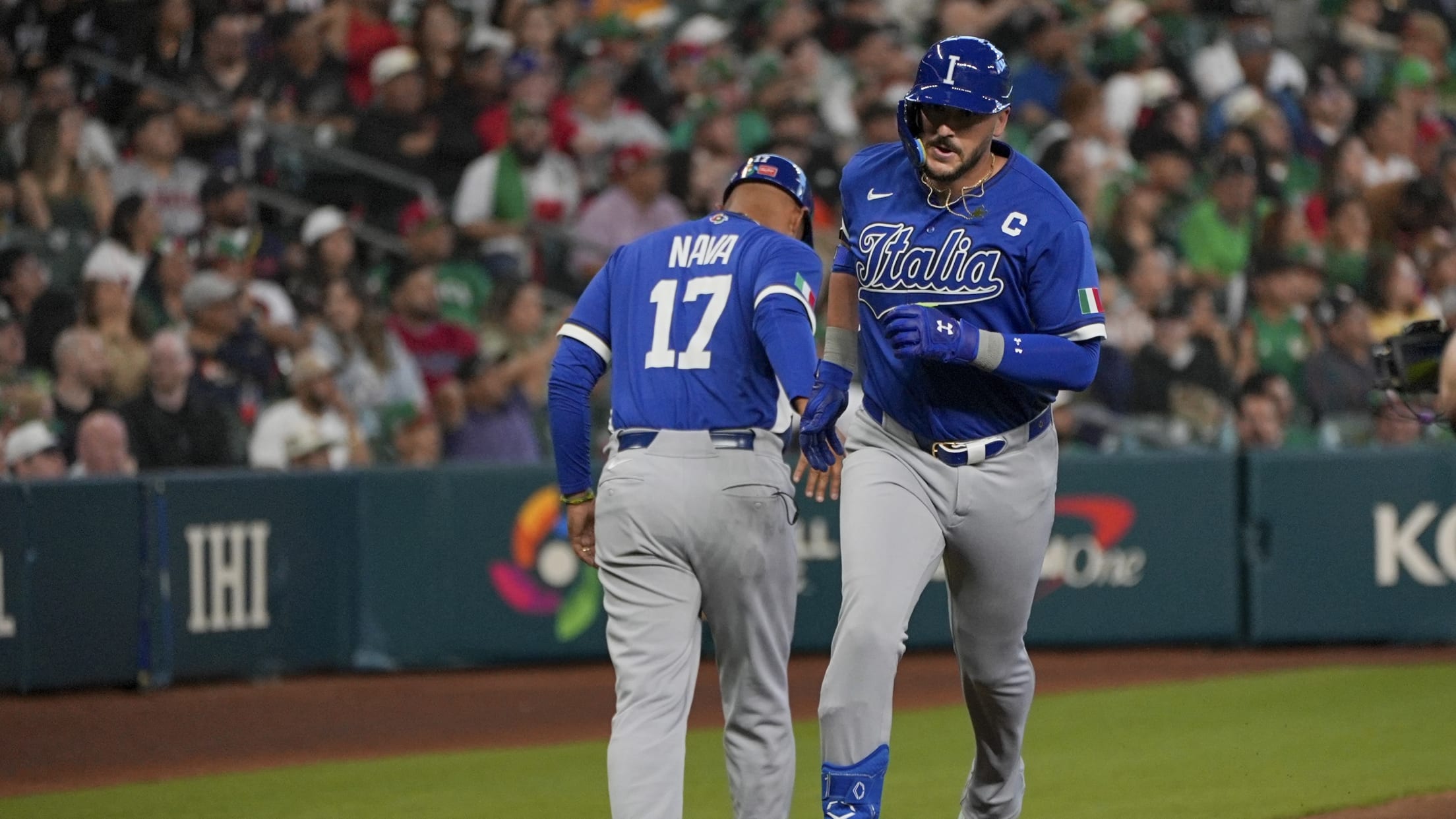 Vinnie Pasquantino's THIRD home run of the game