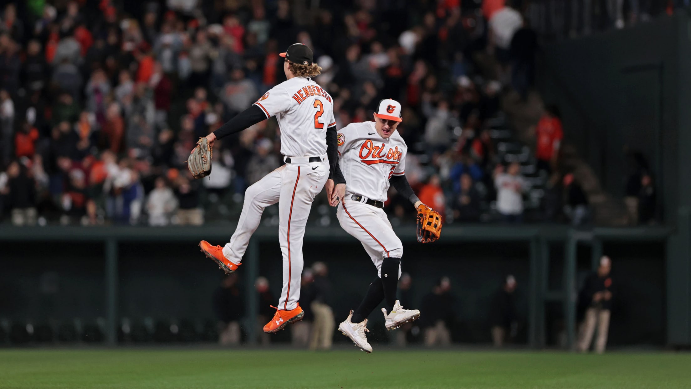 BAL- BI - Homestand In Focus - 1003 - 010