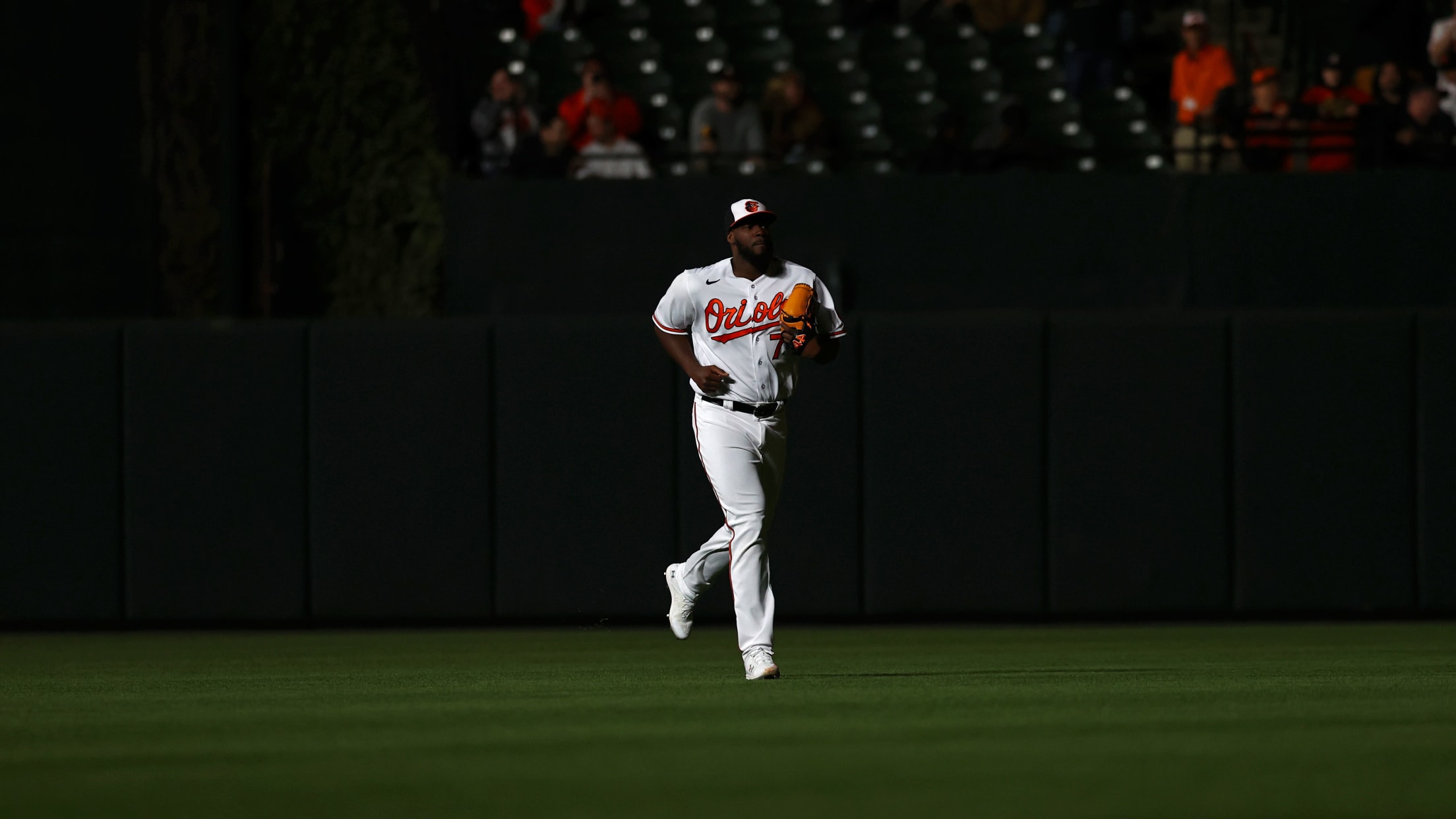 BAL-BI-HomestandInFocus-04212022-070