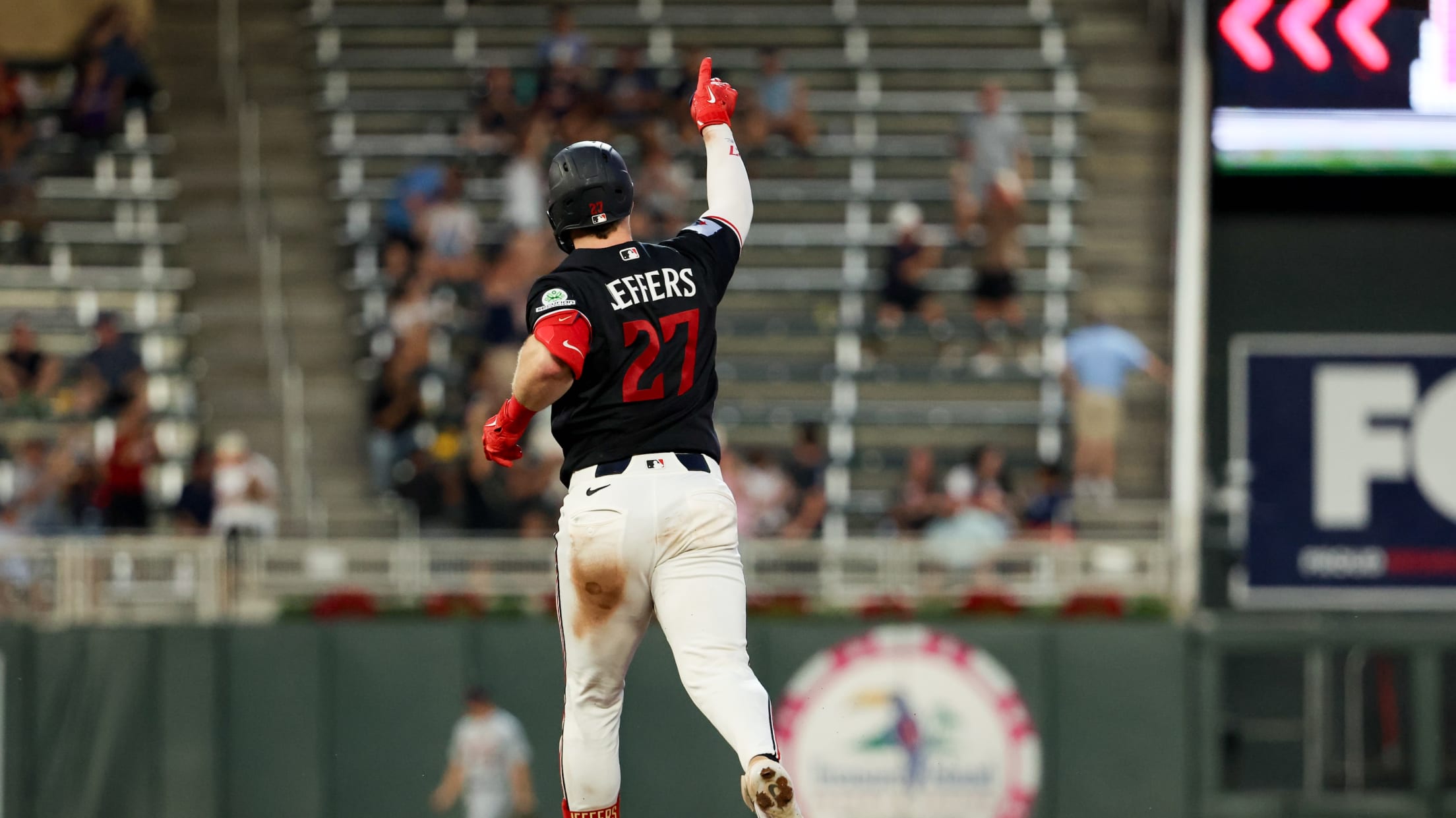 Ryan Jeffers' two-homer game 
