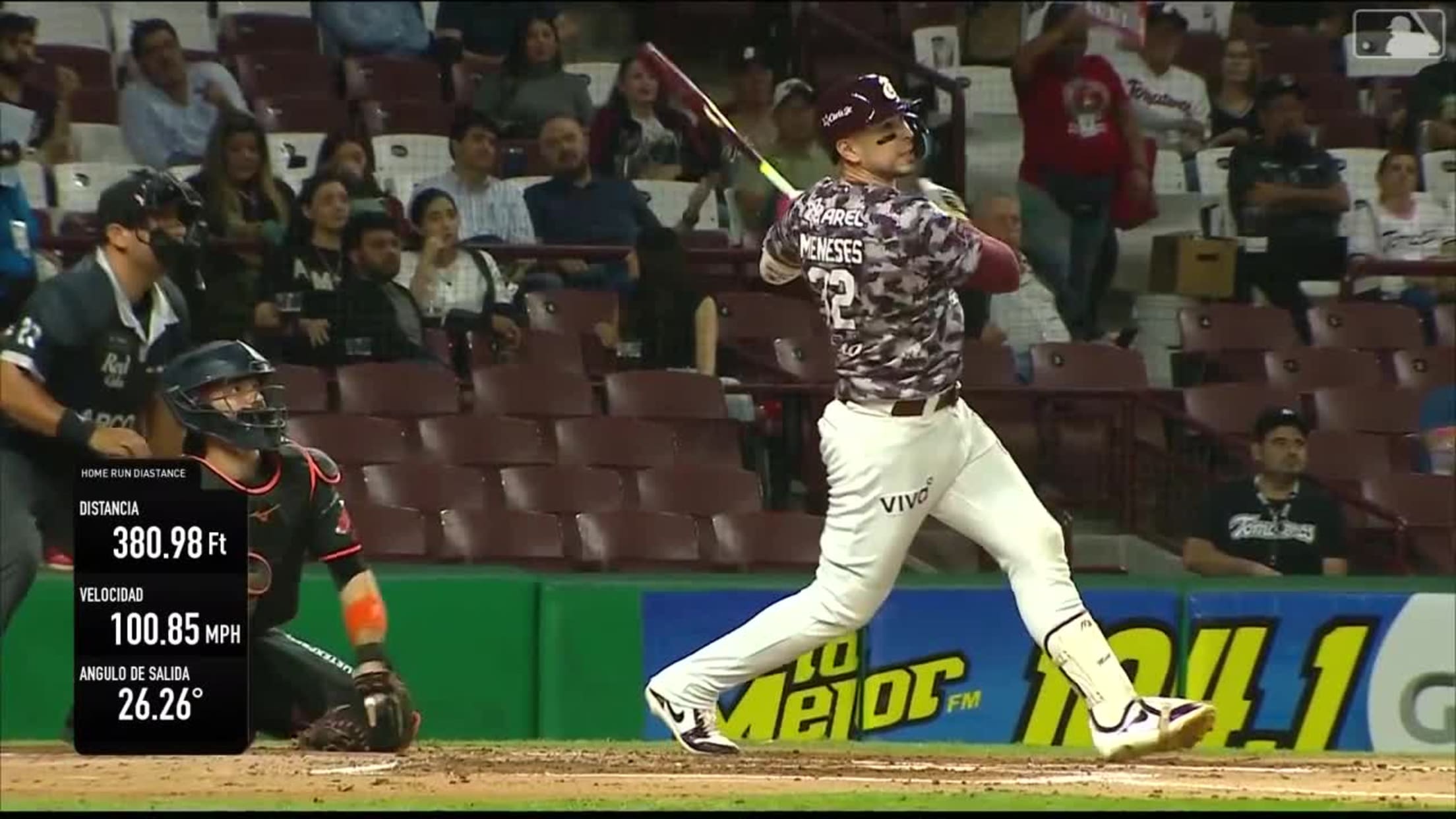 Joey Meneses remolca 2 con jonrón