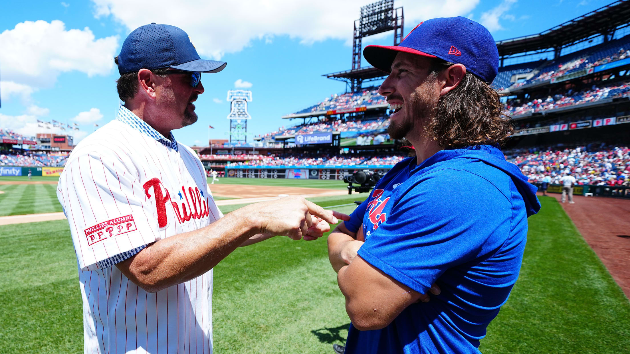 11 2FC2C701-04A4-4765-AB1D-EEACDA135CDE