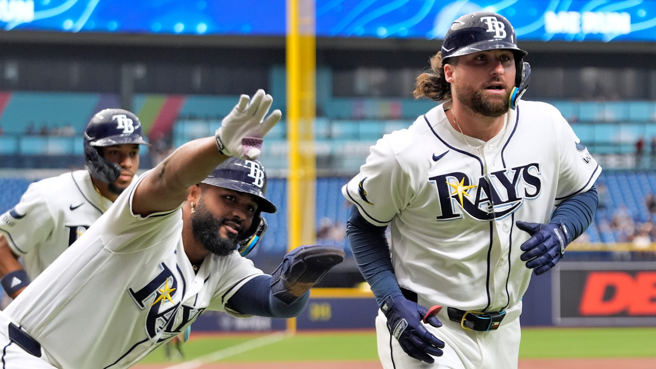 Ryan Vilade's three-run homer (1)