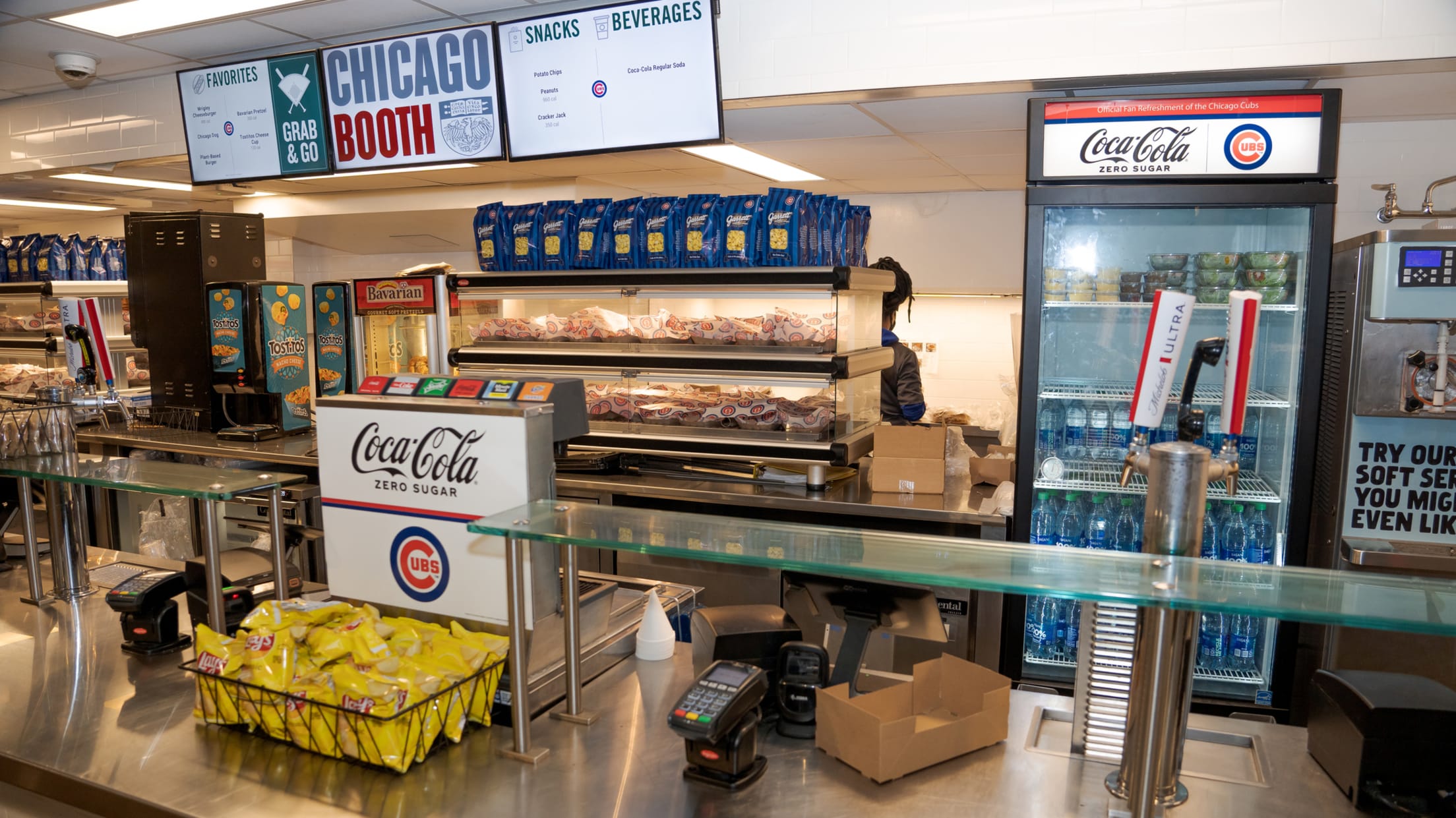 Wrigley Concessions 2568