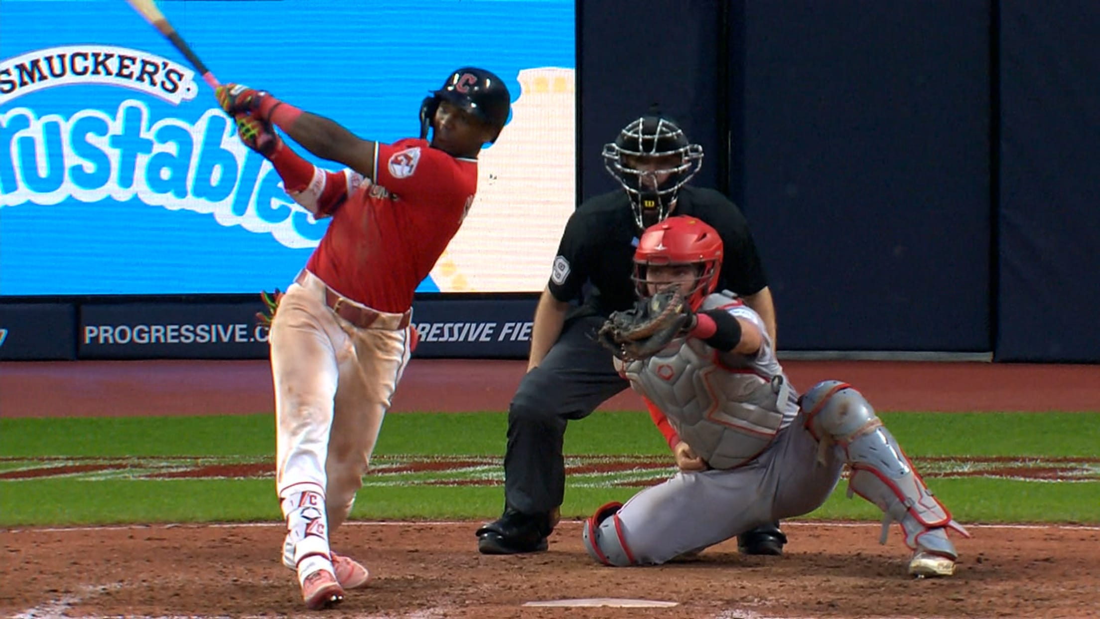 Angel Martínez's go-ahead two-run homer (8)