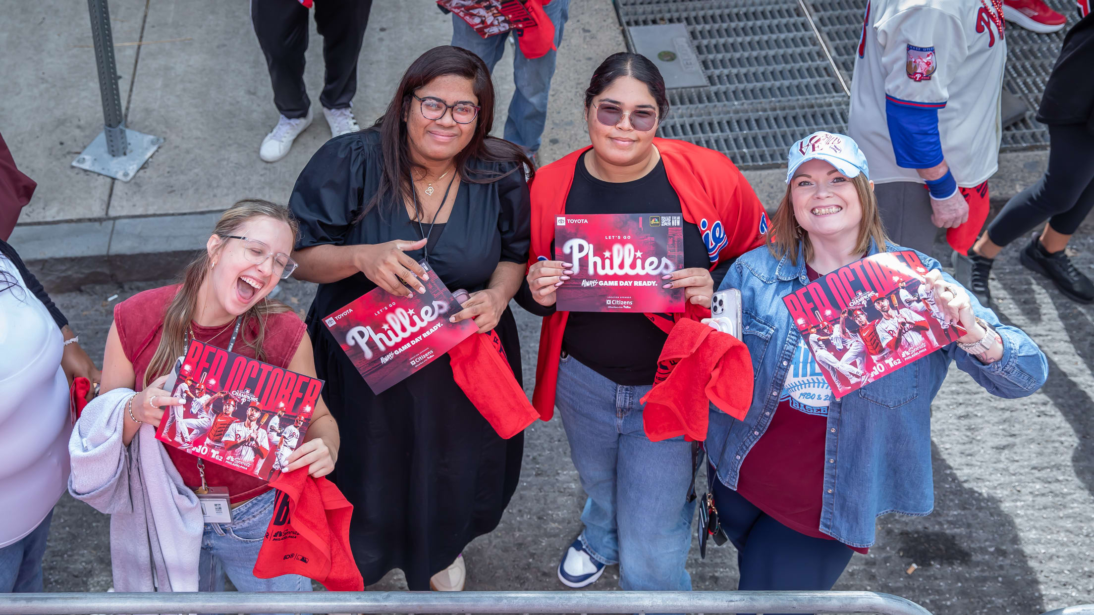 20251002_Rally_Red_October_Bus_Waterfalls-31