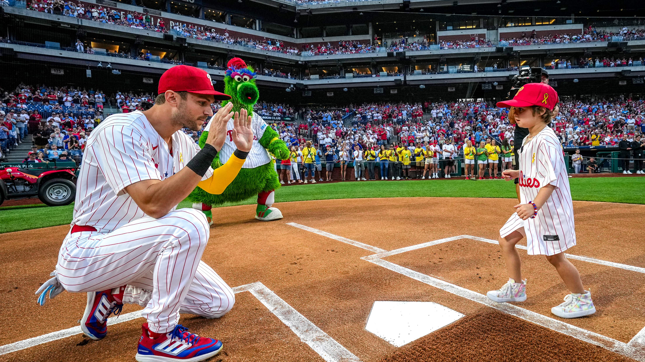 ChildhoodCancerPregame00554