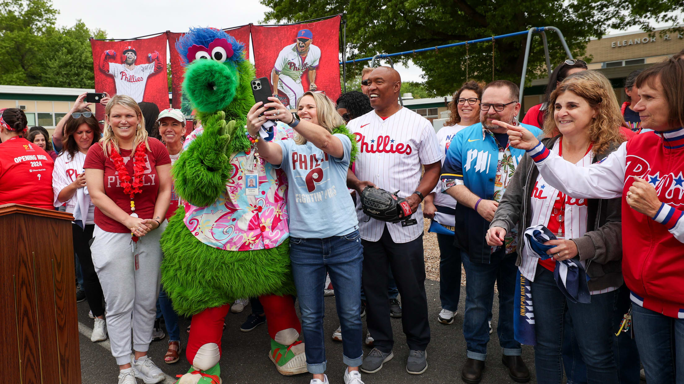 20240503_Teacher Surprise-45