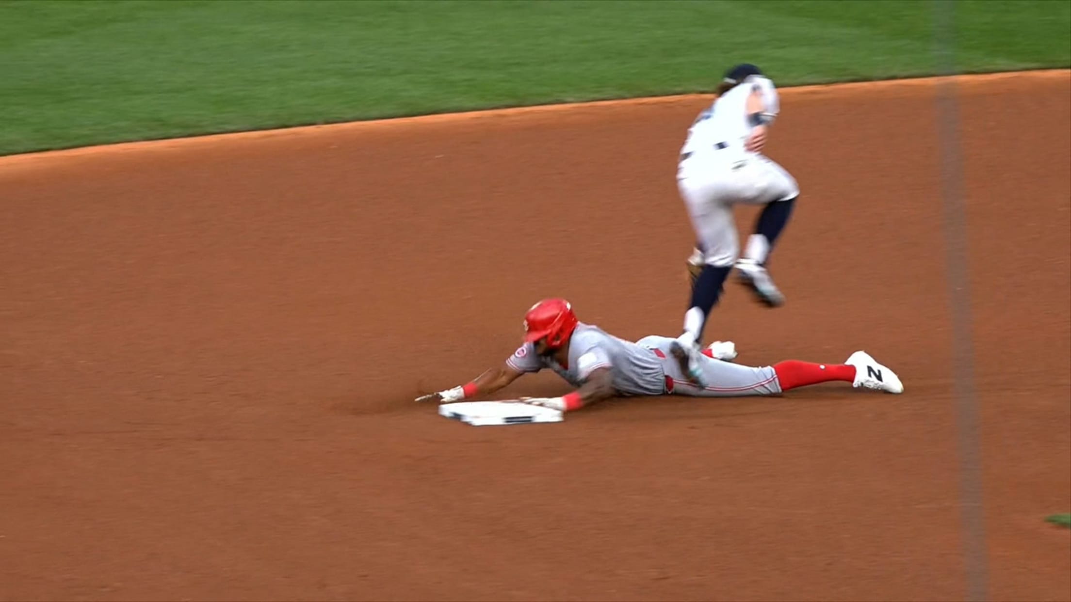 Dane Myers steals second