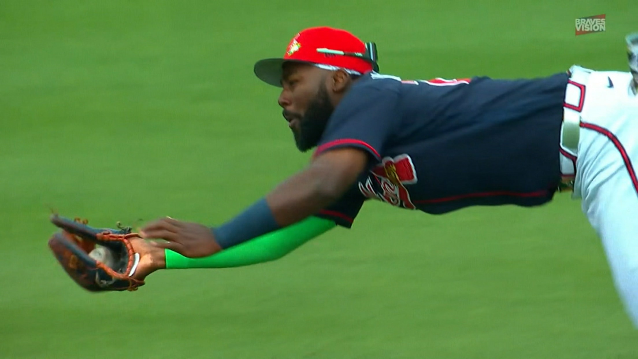 Michael Harris II's insane diving grab