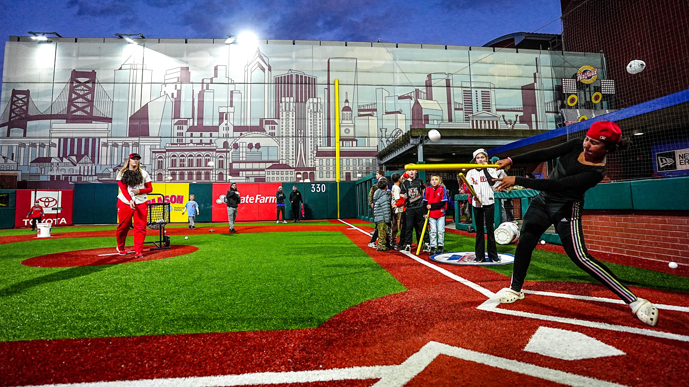 BallgirlsHalloweenParty163105