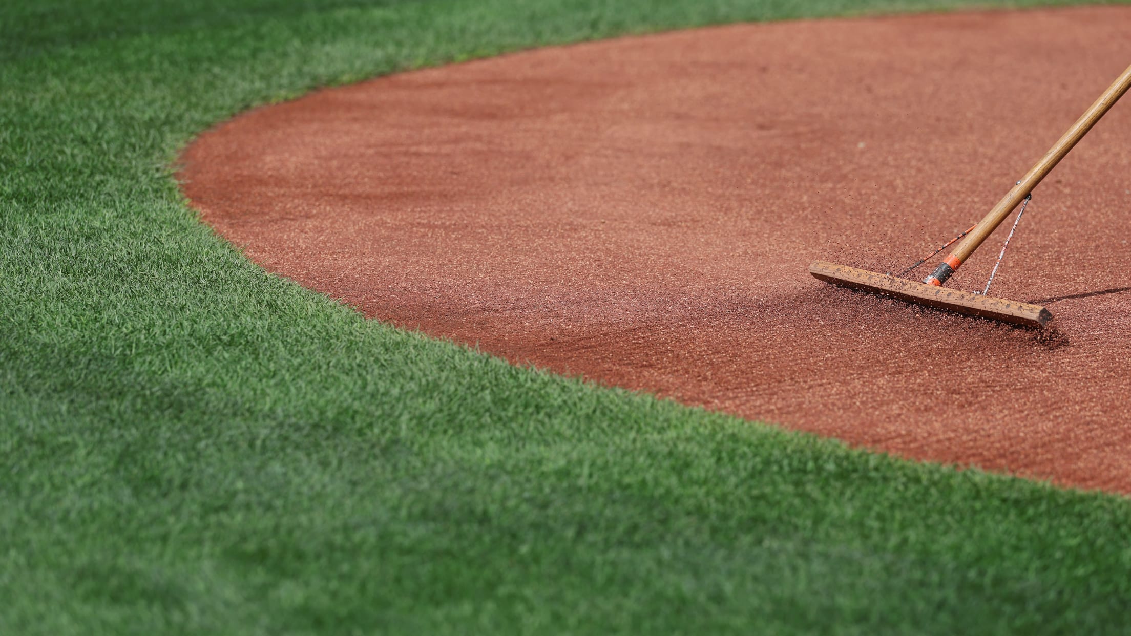 BAL-InFocus-040125-015