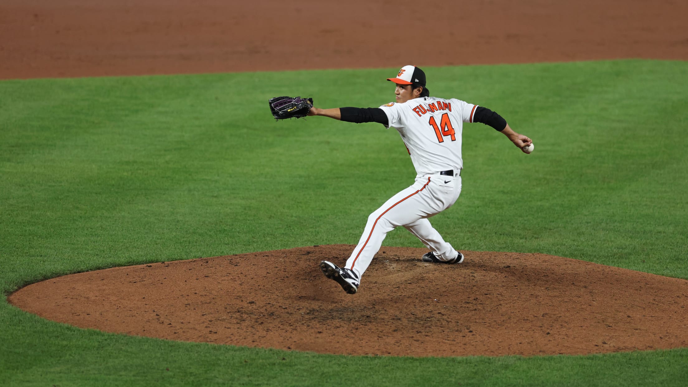 BAL-BI-Homestand-in-focus-083123-110